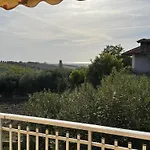 Nyaraló Sfendami House