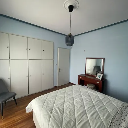 Sfendami House Sfendamion