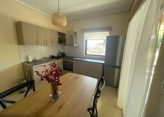 בית נופש Sfendami House *