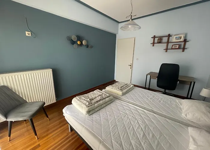 Sfendami House * Sfendamion