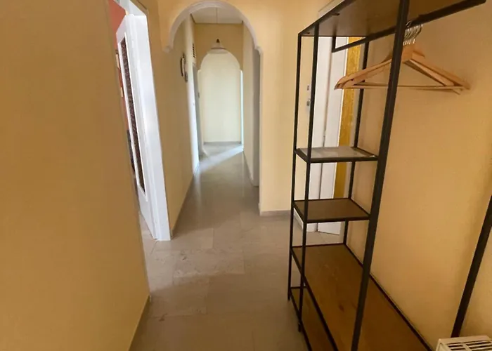 Sfendami House * Sfendamion